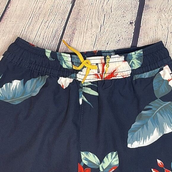 Toddler J.Crew Hibiscus Swim Shorts - Picture 3 of 4